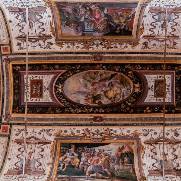 Fresco in the Pope&amp;#8217;s Hall