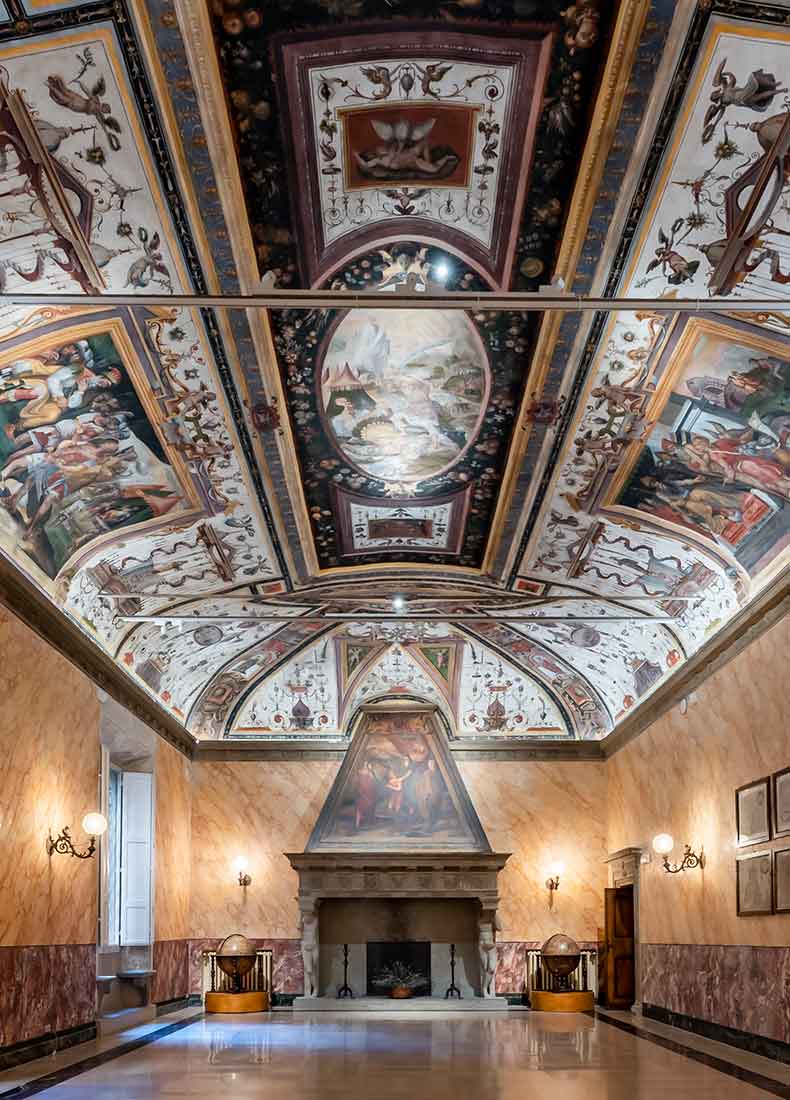 la sala del papa di palazzo boncompagni