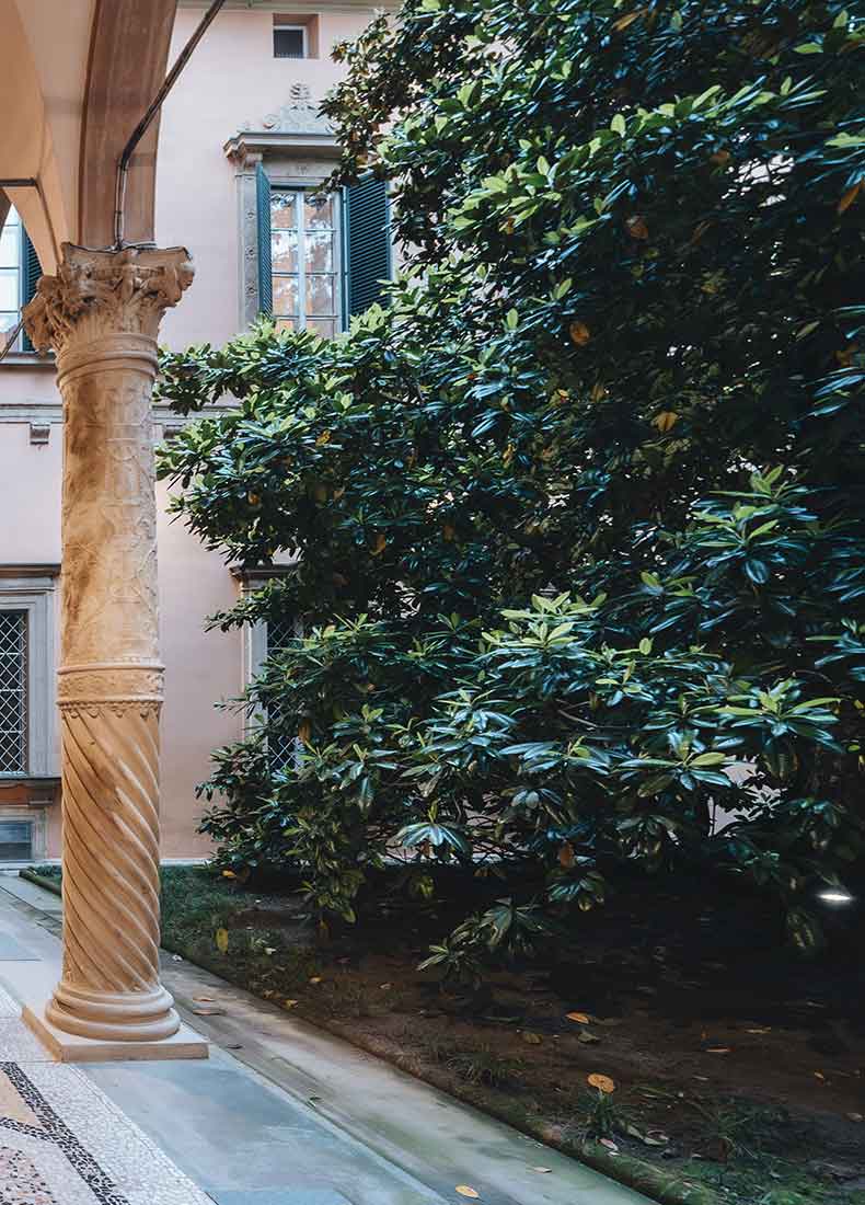 loggia e magnolia di palazzo boncompagni