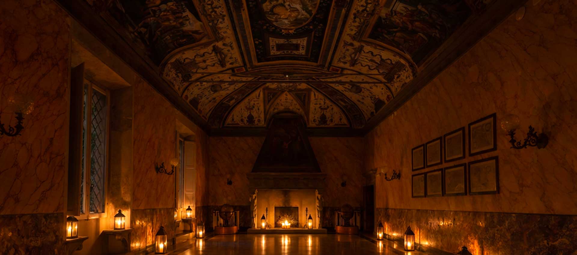 sala del papa a lume di candela