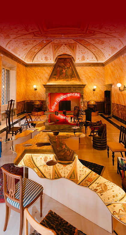 Tavolo love difference sala del papa